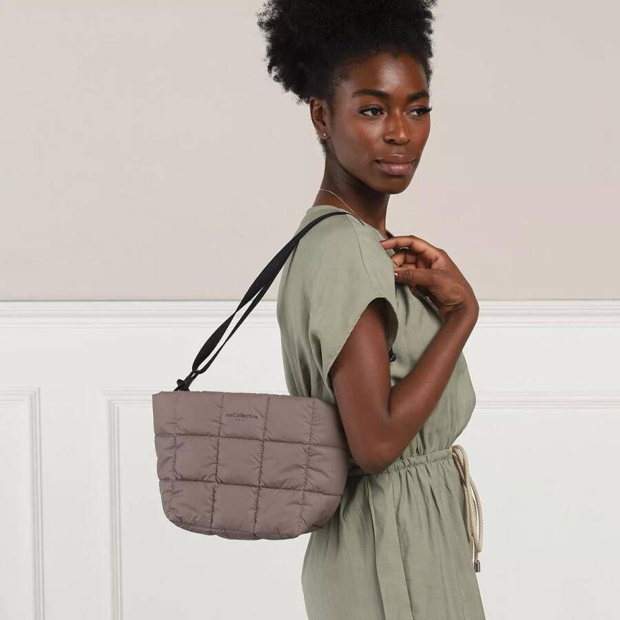 VeeCollective Clutches Porter Clutch in beige