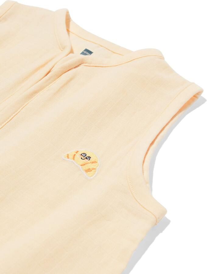 HEMA Babyslaapzak Mouwloos Mousseline 0.5tog Croissant Beige (beige)