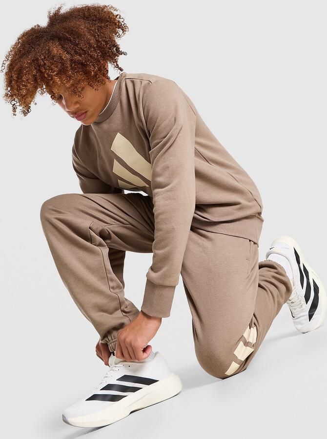 Adidas Badge Of Sport Large Logo Tracksuit Junior Bruin Kind Bruin