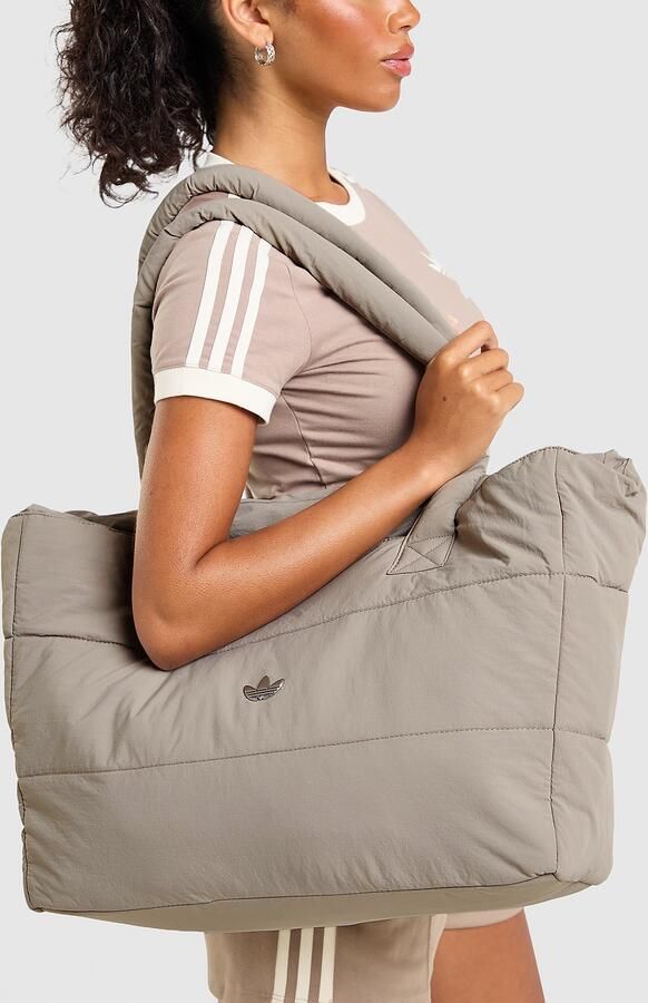 Adidas Originals Quilted Nylon Metallic Trefoil Tote Bag Beige- Dames Beige