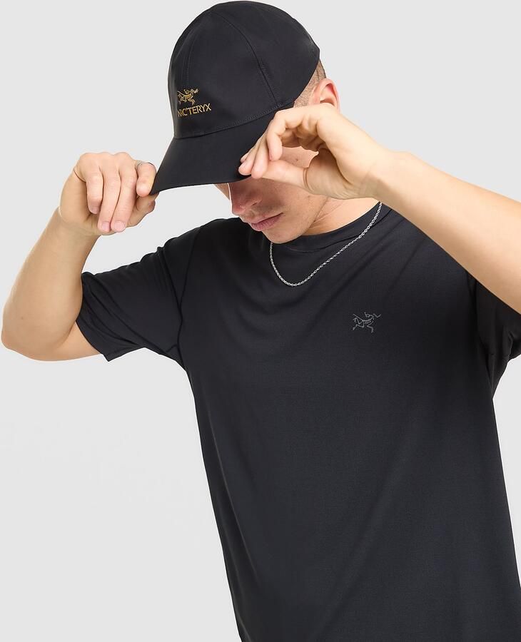 Arcteryx Arc'teryx Cormac Crew Neck Shirt SS Zwart- Heren Zwart