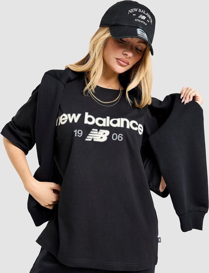 New Balance 1906 Boyfriend T-Shirt Zwart- Dames Zwart