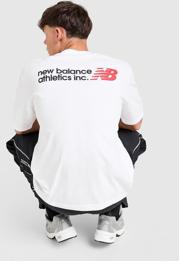 New Balance Back Logo T-Shirt Wit- Heren Wit