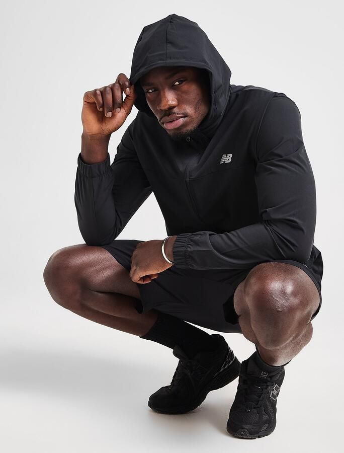 New Balance Woven Hooded Jacket Men Tussenseizoensjassen zwart Maat XL Kleding - Foto 3