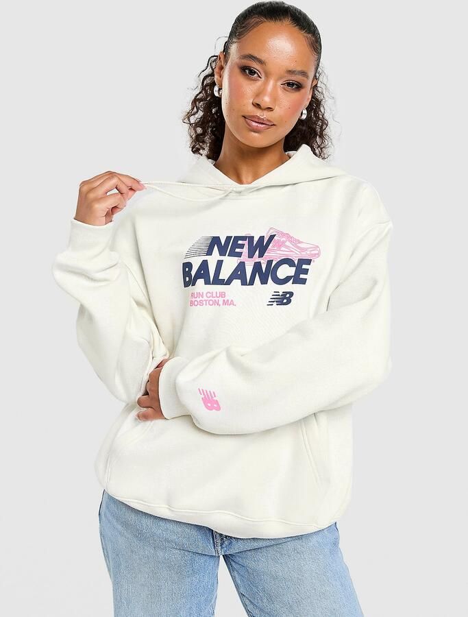 New Balance Run Footwear Hoodie Crème- Dames Crème