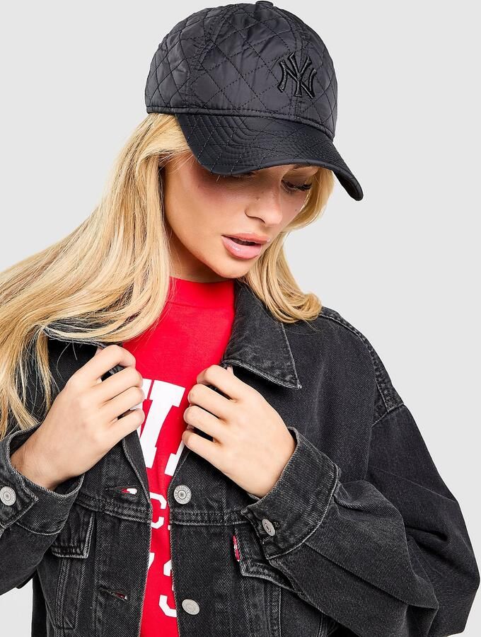New era MLB New York Yankees Quilted 9FORTY Cap Zwart- Dames Zwart