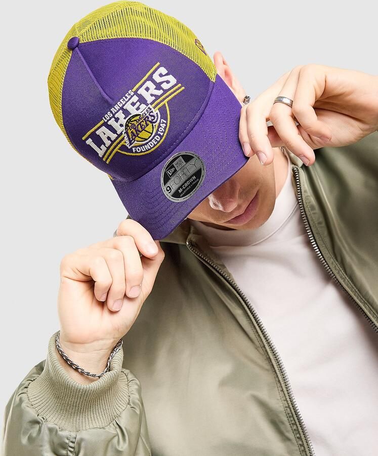 New era NBA LA Lakers M-Crown 9FORTY Trucker Cap Paars- Dames Paars