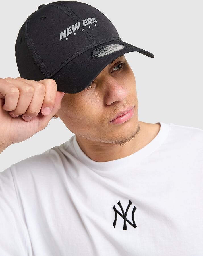 New era Tech 9FORTY Cap Zwart- Dames Zwart