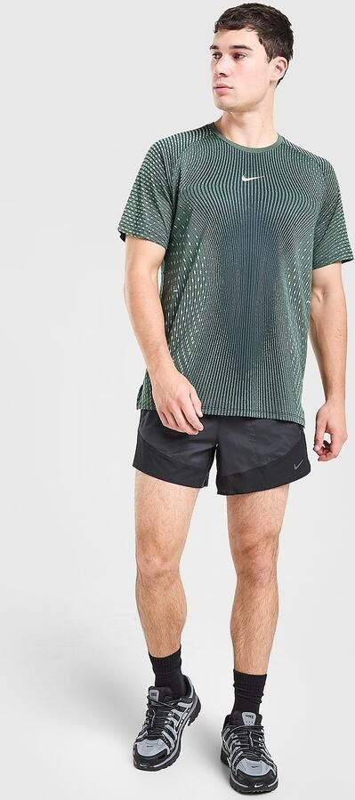 Nike Aero-FIT Stride T-Shirt Zwart- Heren Zwart