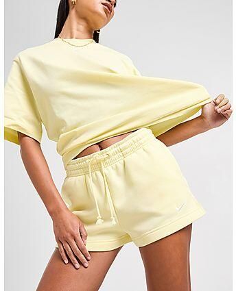 Nike Damesshorts met ruimvallende pasvorm en hoge taille Sportswear Phoenix Fleece Yellow- Dames Yellow