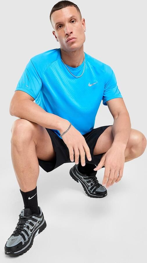 Nike Dri-FIT ADV hardlooptop met korte mouwen voor heren Stride Blue Hero- Heren Blue Hero