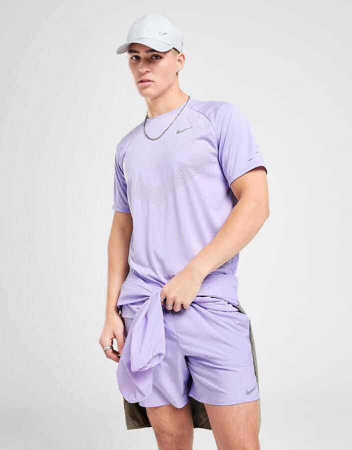 Nike Dri-FIT ADV hardlooptop met korte mouwen voor heren Stride Paars- Heren Paars