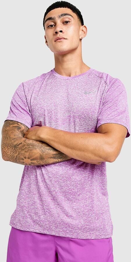 Nike Dri-FIT ADV hardlooptop met korte mouwen voor heren Stride Paars- Heren Paars