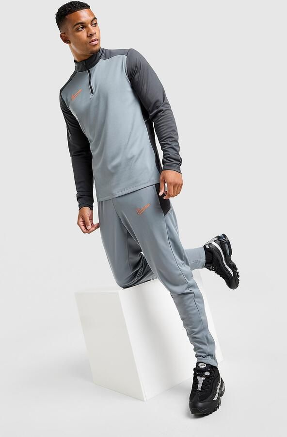 Nike Dri-FIT voetbalbroek voor heren Academy Grijs- Heren Grijs