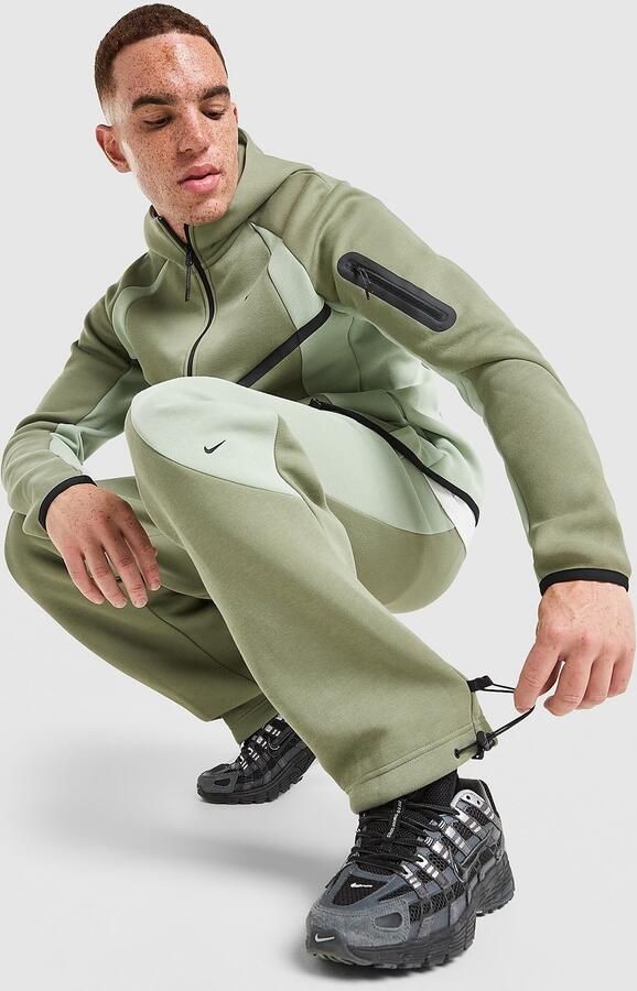 Nike Fleecebroek met kleurblokken en open zoom voor heren Tech Groen- Heren Groen