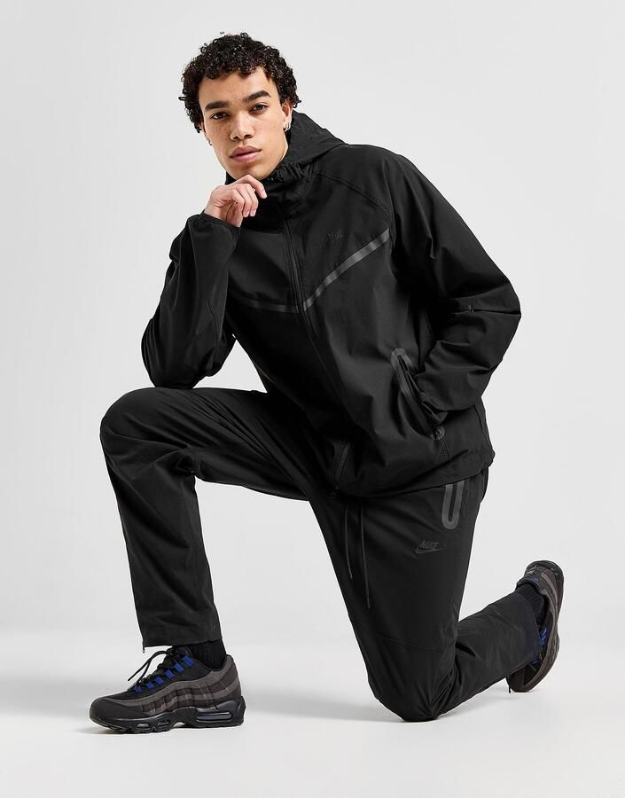 Nike Tech Woven Open Hem Pants men Trainingsbroeken zwart Maat XXL Kleding