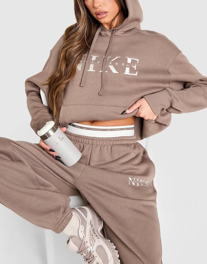 Nike Graphic Oversized Hoodie Bruin- Dames Bruin