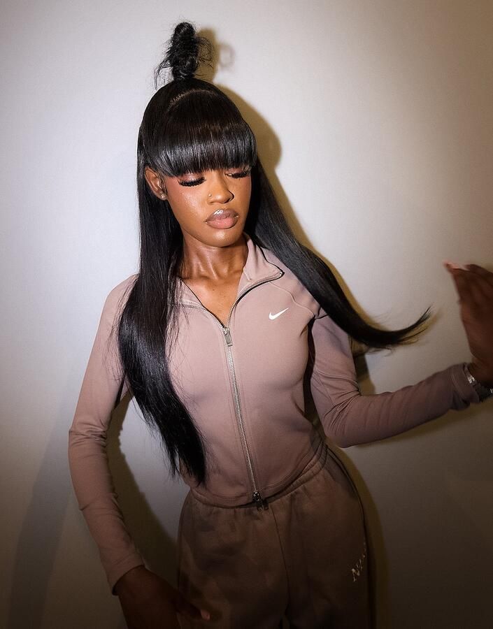 Nike Graphic Swoosh Full Zip Jacket Beige- Dames Beige