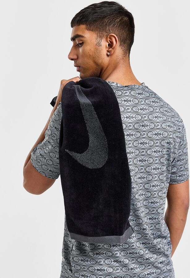 Nike Medium Sport Towel Zwart