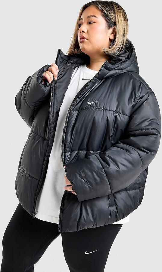 Nike Plus Size Sportswear Synthetic Jacket Zwart- Dames Zwart