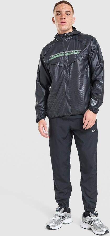 Nike Stride Swoosh Jacket Zwart- Heren Zwart