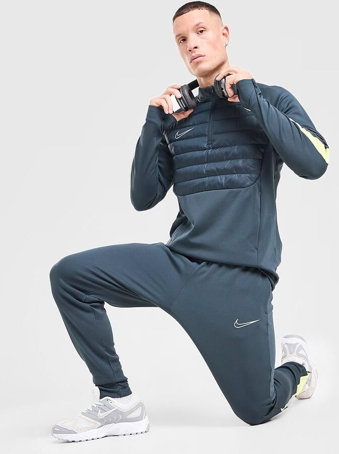 Nike Therma-FIT Voetbalbroek voor heren Academy Winter Warrior Groen- Heren Groen