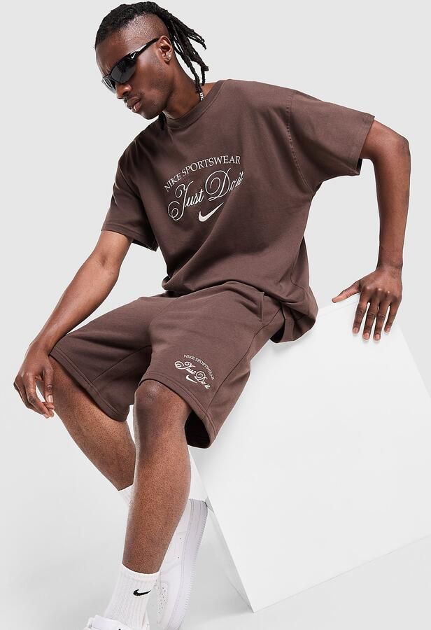 Nike Varsity T-Shirt Bruin- Heren Bruin