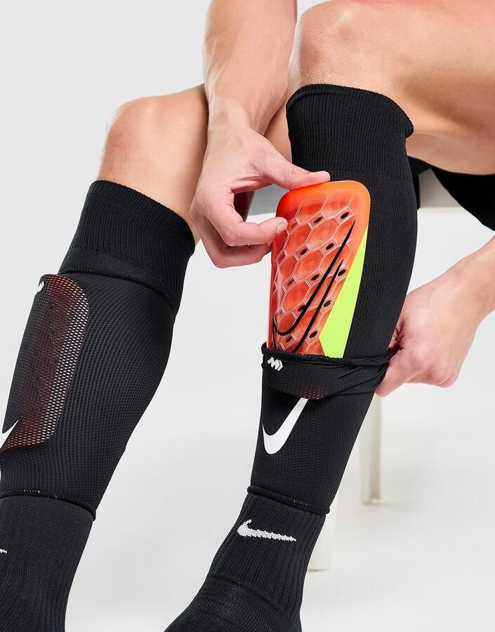 Nike Voetbalscheenbeschermers Mercurial Lite Geel- Dames Geel