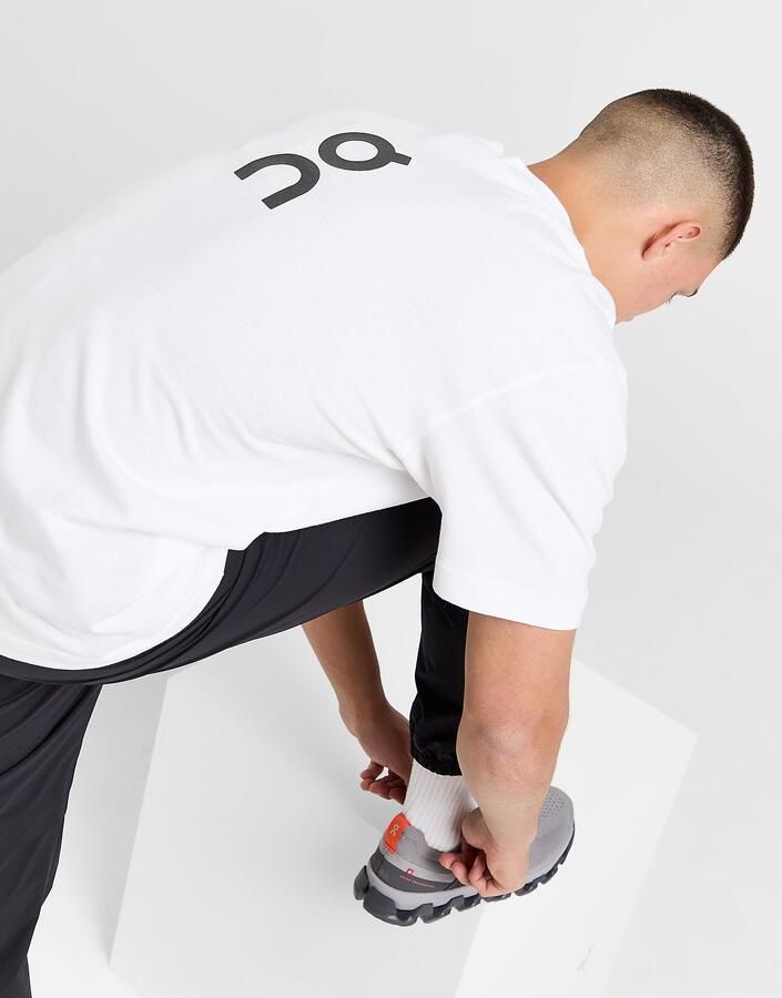 ON Running Club T-Shirt Wit- Heren Wit