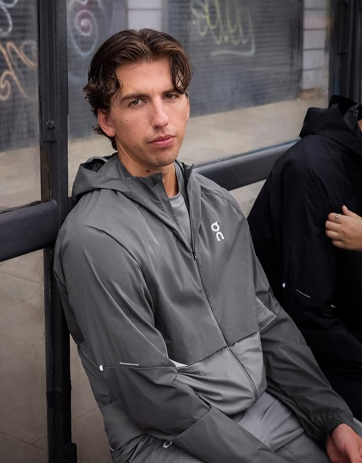 ON Running Core Hooded Jacket Grijs- Heren Grijs