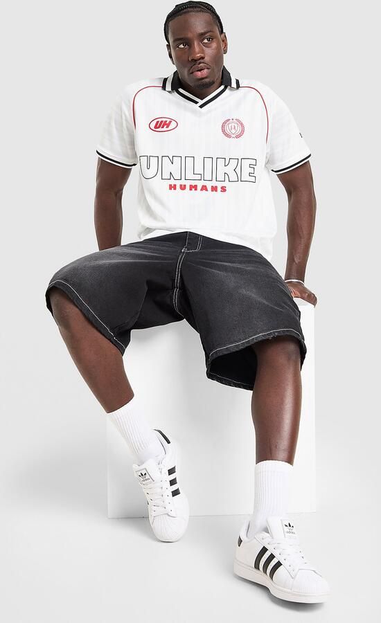 Unlike Humans Winner Football T-Shirt Wit- Heren Wit