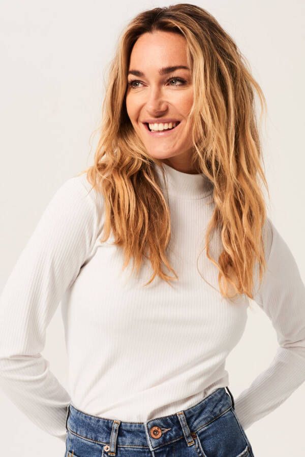 Garcia Shirt met staande kraag in een fijn geribde structuur met stretch