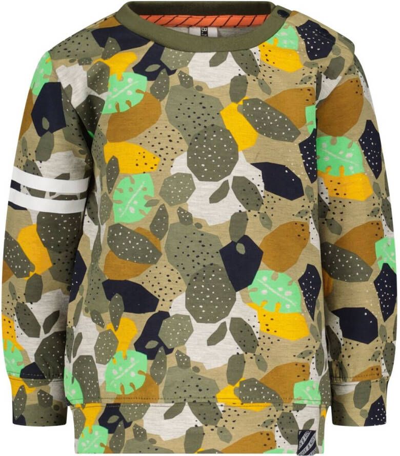 B.Nosy Sweater