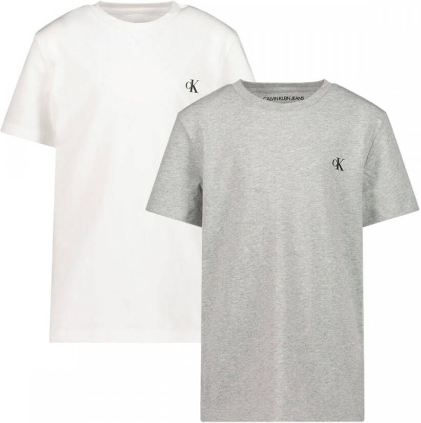 Calvin Klein T shirt