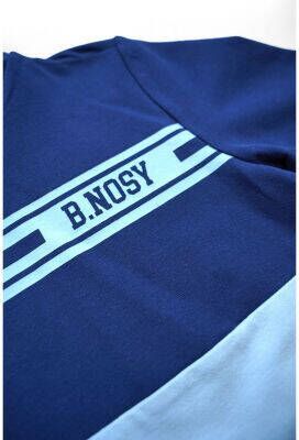 B.Nosy Sweater