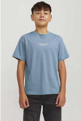 Jack & jones JUNIOR T-shirt KORVESTERBRO met tekst Blauw Jongens Katoen Ronde hals 140