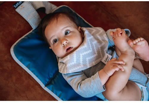 KipKep Napper combi: verschoonmatje + luieretui denim blue Blauw Effen - Foto 4