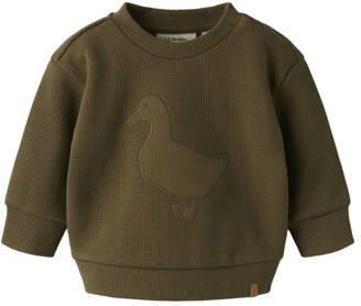LIL' ATELIER BABY rechtvallende sweater met patches olijfgroen Effen