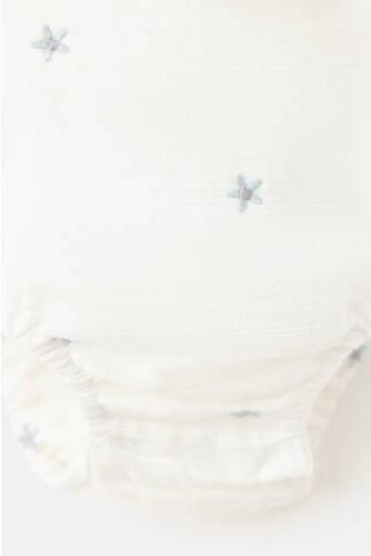 Mango Kids katoenen romper met borduursels en sterren ecru lichtblauw - Foto 2
