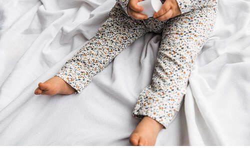 Moodstreet Petit baby gebloemde slim fit broek Bill met katoen wit caramel Bruin 50 56 - Foto 3