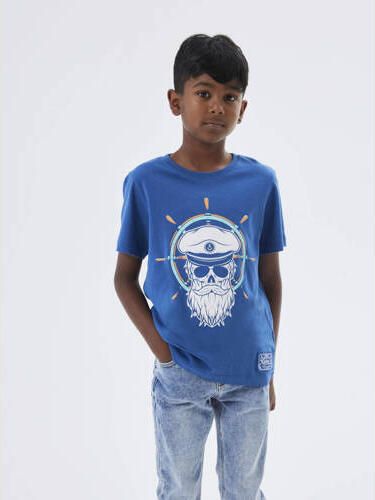 Name it KIDS T-shirt NKMTAVIK met printopdruk hardblauw Jongens Katoen Ronde hals 122 128 - Foto 3