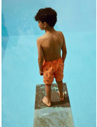 Name it KIDS zwemshort NKMZADDI met all over print oranje Jongens Gerecycled polyester 110