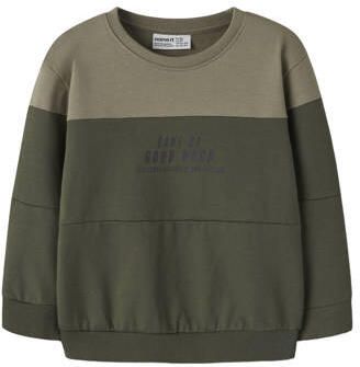 NAME IT MINI rechtvallende sweater met tekst donkergroen Meerkleurig