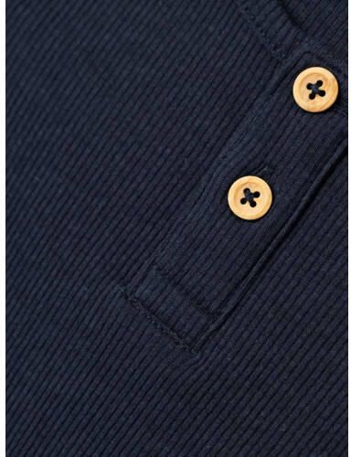 Name It Shirt met korte mouwen NMMKAB TOP NOOS in elastisch fijne rib en met korte knoopsluiting bij de halslijn