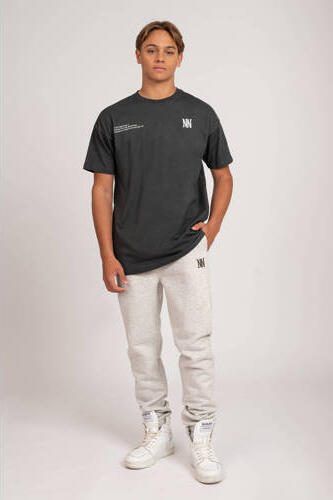 NIK&NIK T-shirt Extraordinary met tekst zwart Jongens Katoen Ronde hals 128 - Foto 2