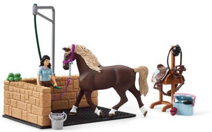 Schleich Horse Club Wasplaats met Horse Club Emily & Luna Dieren speelset