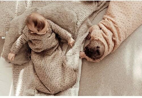 Snoozebaby slaapzak hazel brown Babyslaapzak Bruin All over print 56 74