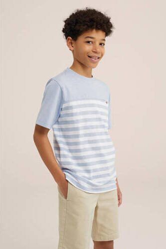 WE Fashion gestreept T-shirt lichtblauw Jongens Katoen Ronde hals Streep 110 116 - Foto 3