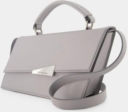 Acne Studios Shoppers Distortion Crossbody Grey Clair Leather in grijs - Foto 4