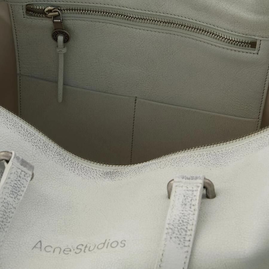 Acne Studios Hobo bags Multipocket Shoulder Bag Leather White in wit - Foto 2
